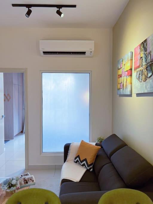 Modern Suites IArte@Mont Kiara I2B1.5B I3 PAX Kuala Lumpur Bagian luar foto