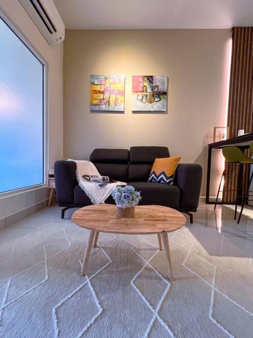 Modern Suites IArte@Mont Kiara I2B1.5B I3 PAX Kuala Lumpur Bagian luar foto